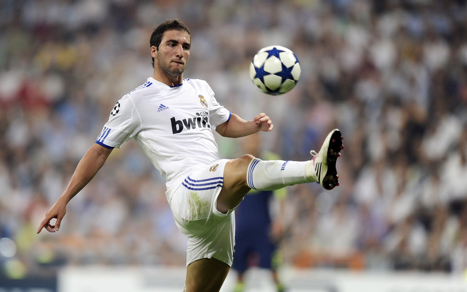 爱游戏在线-奥运周期关键战之夜,保罗全场最佳无争议