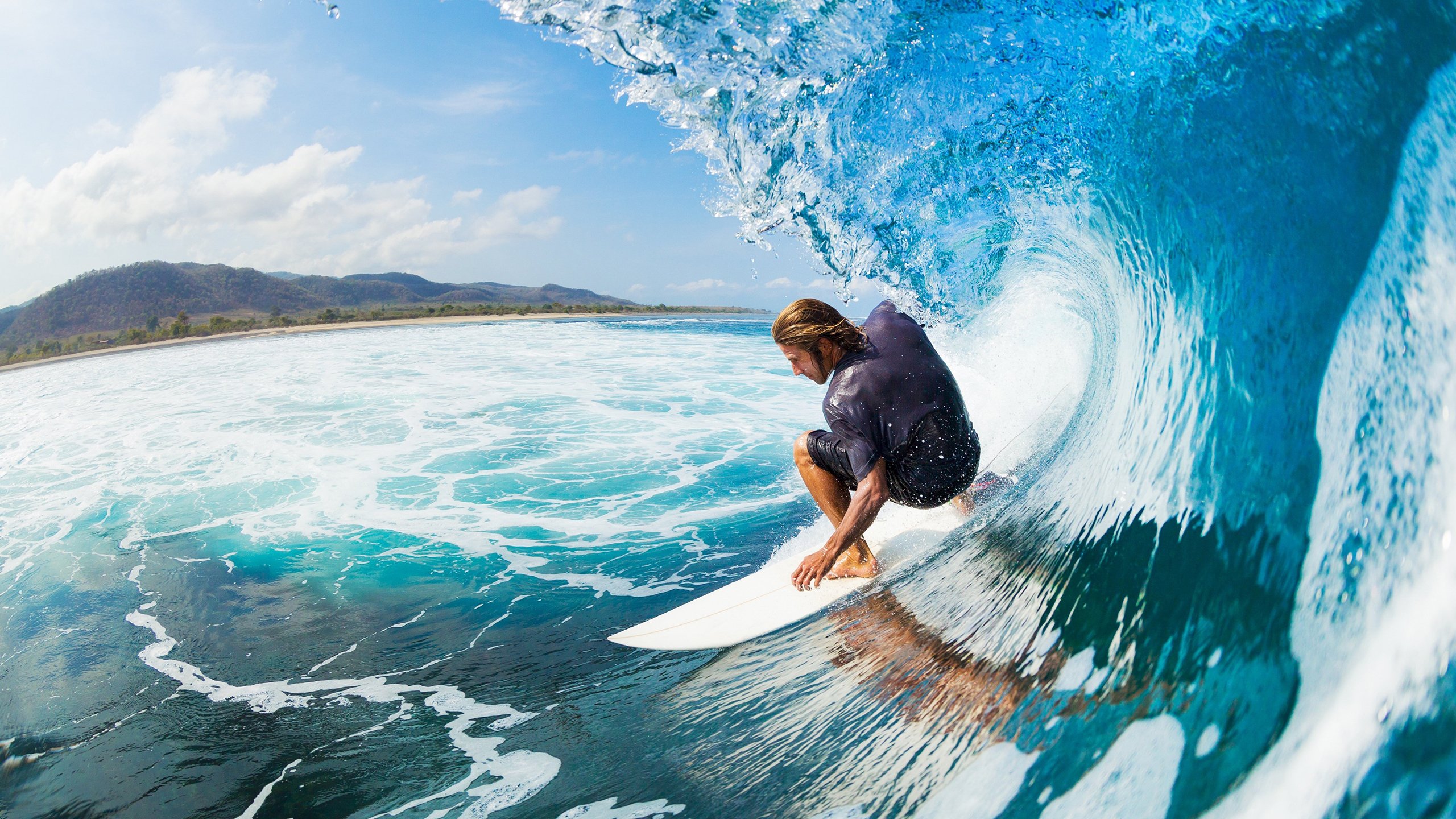 爱游戏2026-欧冠塔图姆接管半决赛，NBA掘金提前终结悬念，竞技体育的终结者美学