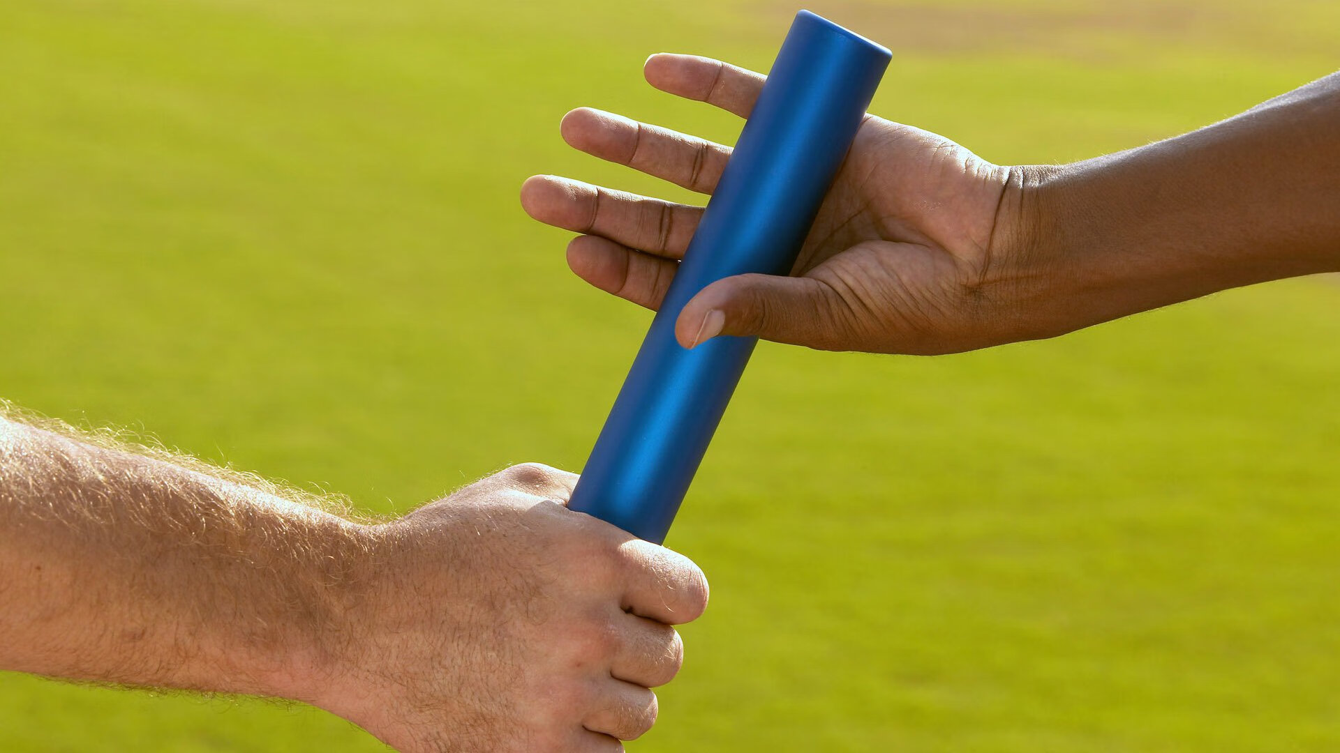 爱游戏娱乐-利拉德爆发背后，广厦队如何用猛龙战术撕碎淘汰赛？